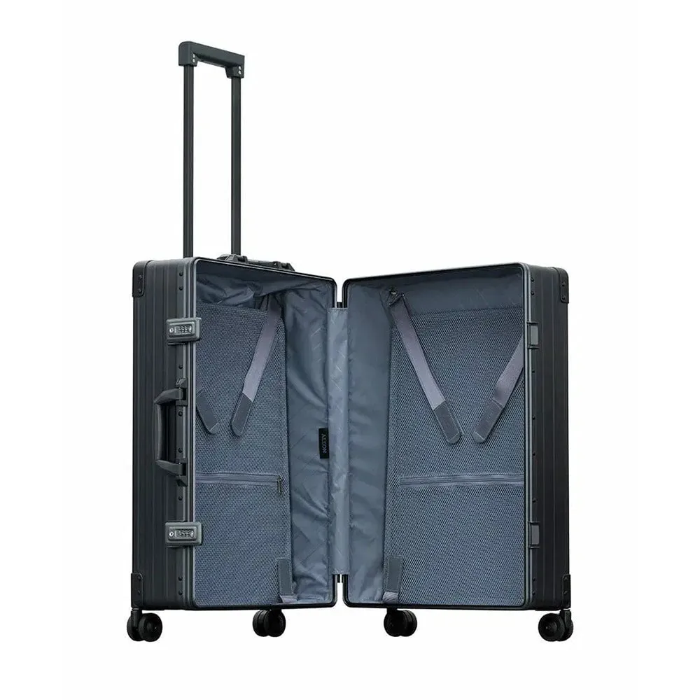 Aleon 26" Traveler Luggage