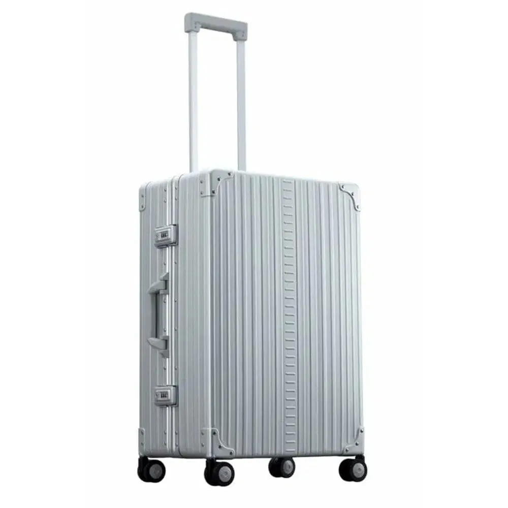 Aleon 26" Traveler Luggage