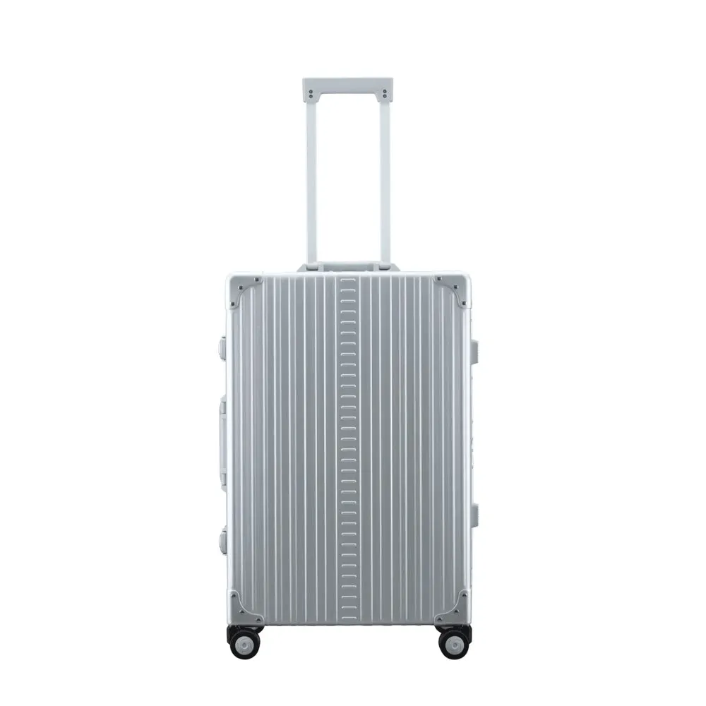 Aleon 26" Traveler Luggage