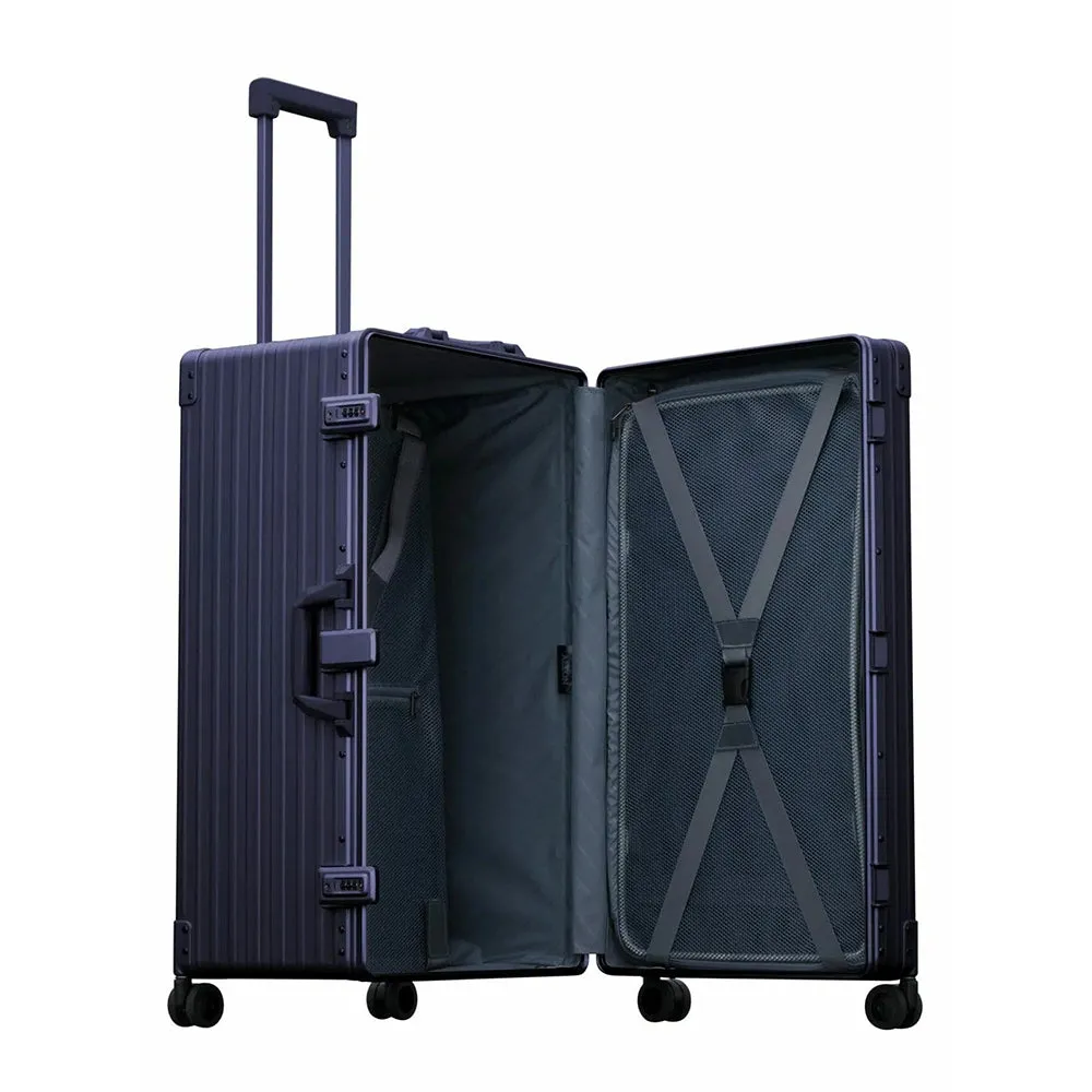 Aleon 30" International Trunk Luggage