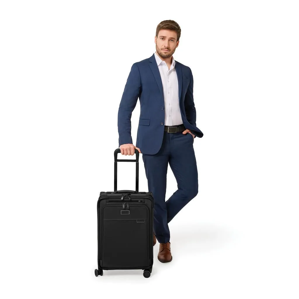 Briggs & Riley Baseline Essential Carry-On Spinner