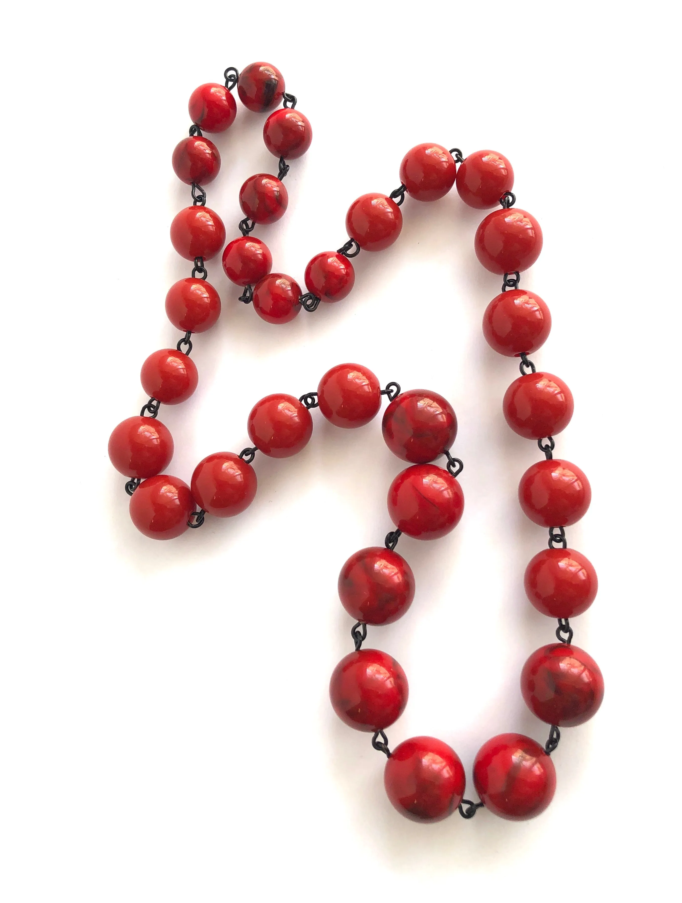 Cherry Red Marbled Carmen Necklace