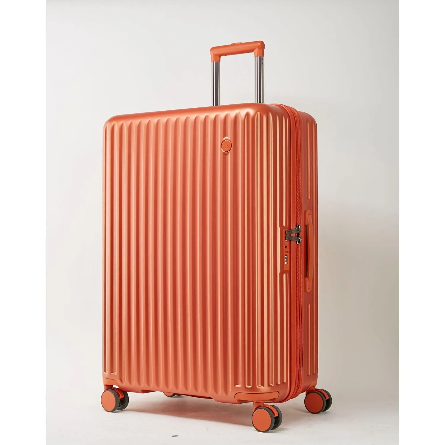 Conwood Pioneer Polycarbonate 28" Expandable Upright Luggage