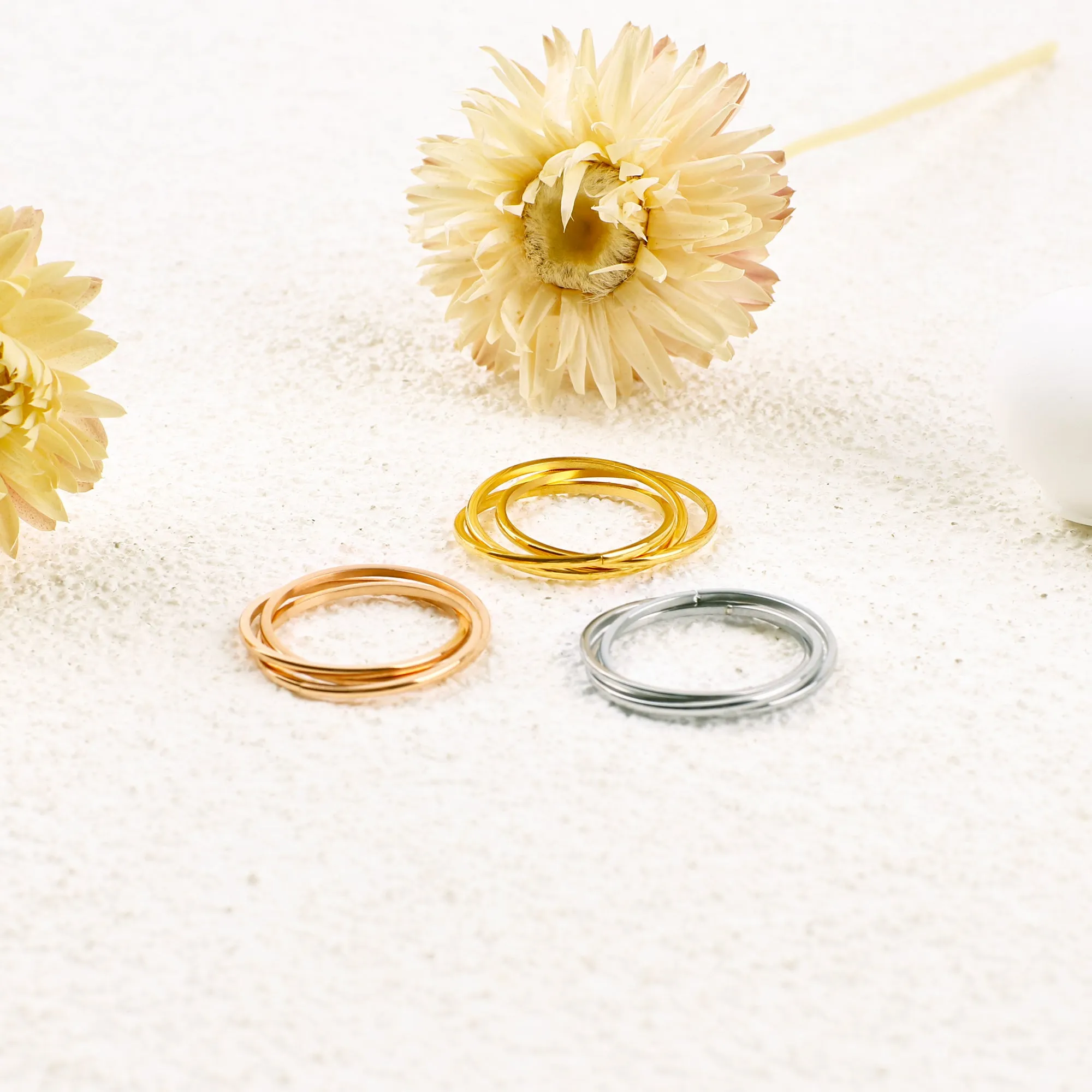 Dainty Interlocking Fidget Ring