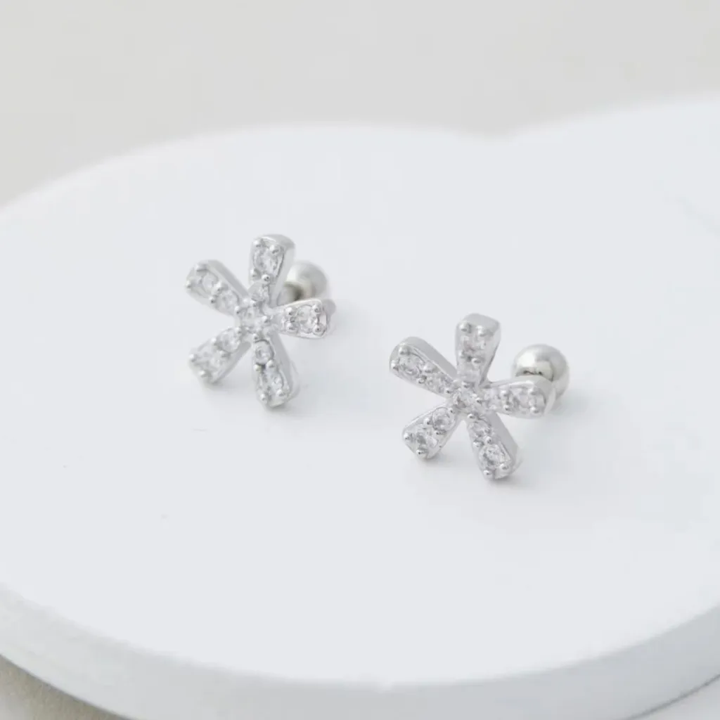 Floral CZ Stud Silver