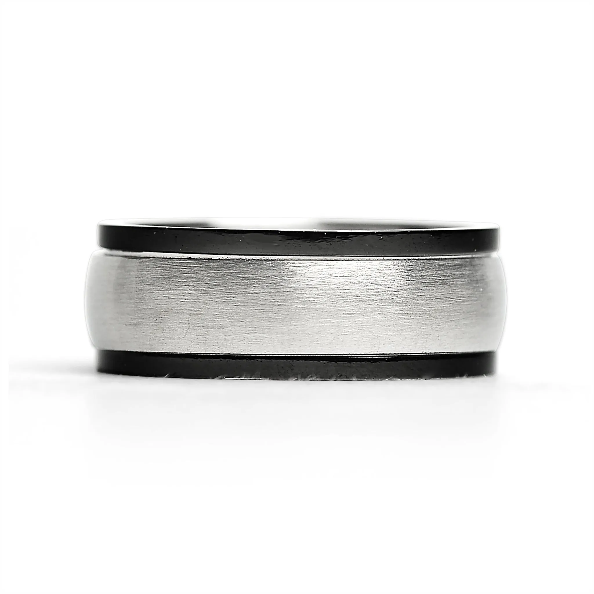 Highly Polished Stainless Steel Black Trim Spinner Center Ring / SRJ9002