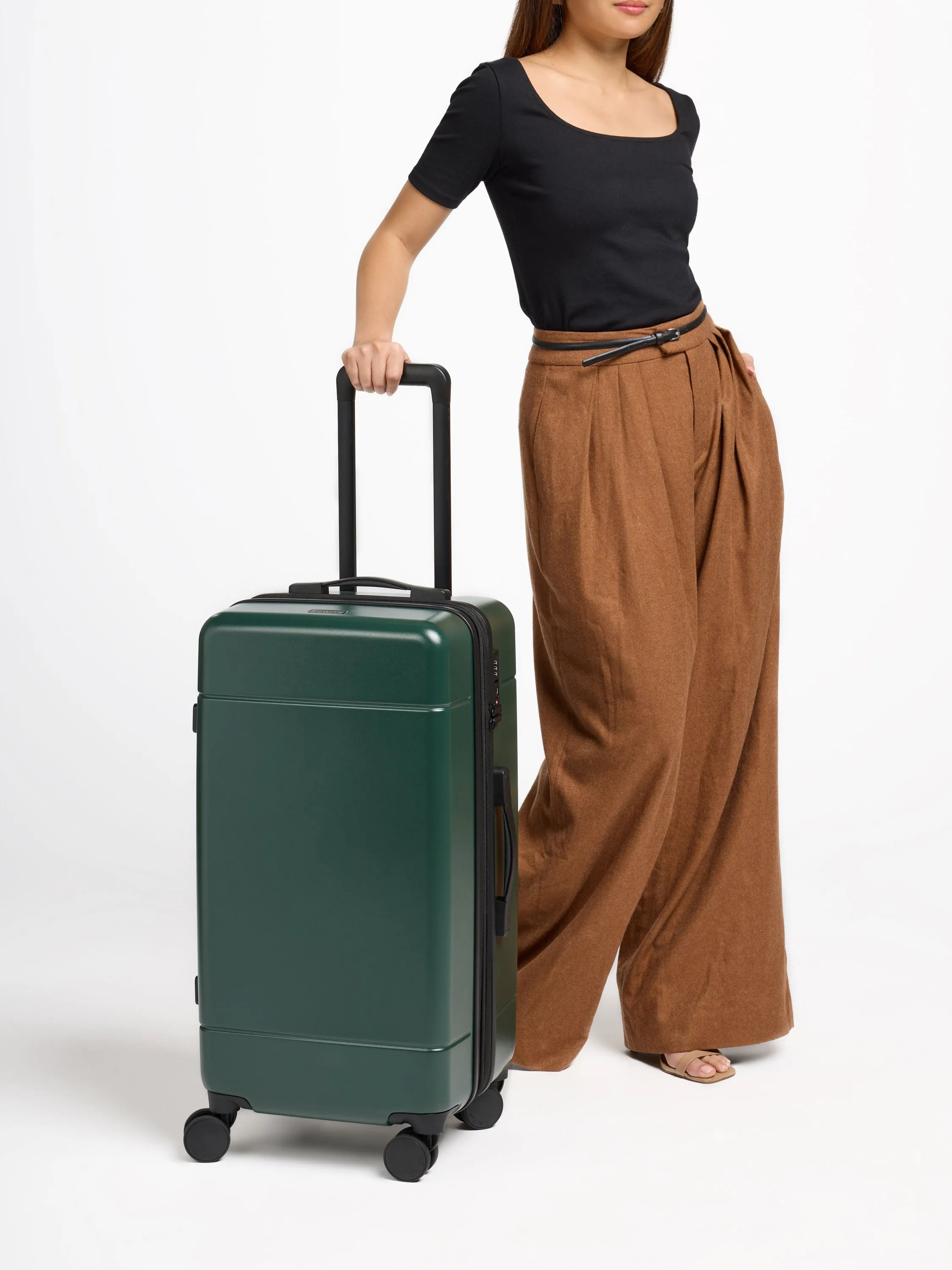 Hue Medium Trunk Luggage