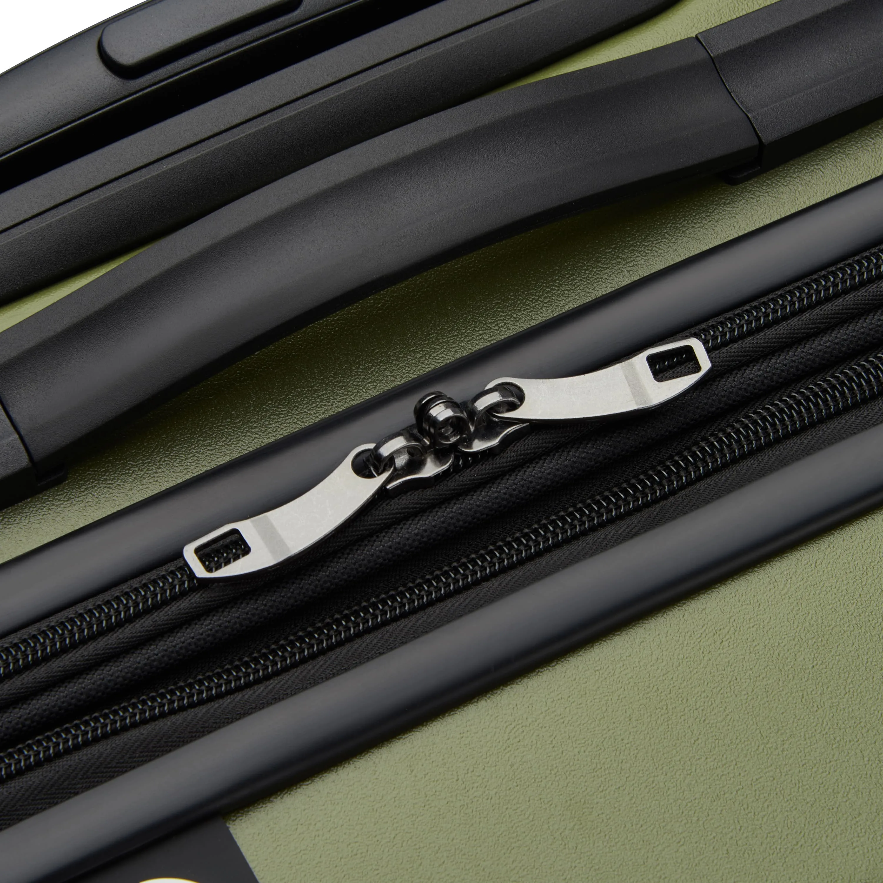 JH004C - Expandable Carry-On Spinner