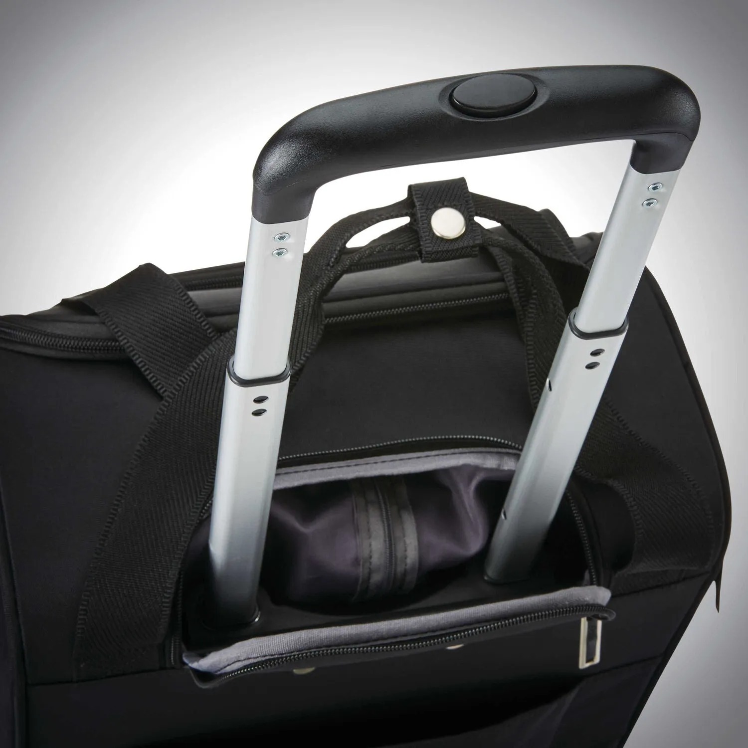 Samsonite Spinner Underseater with USB